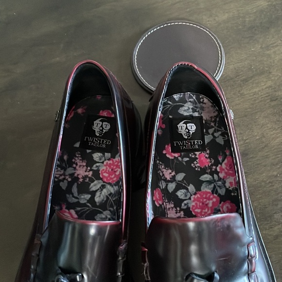 Twisted Tailor Tassel Loafers - Picture 6 of 6